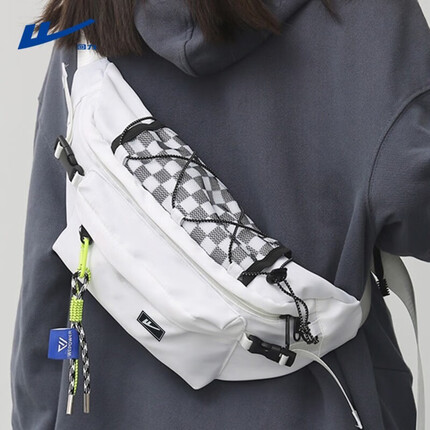 回力大容量斜挎胸包男ins休闲单肩背包女学生运动腰包2023新款潮牌 白色＋绳子挂件
