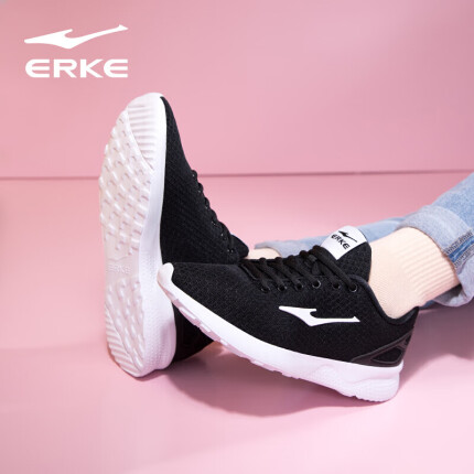鸿星尔克ERKE 女鞋运动休闲透气防滑运动女慢跑鞋 12117202113 正黑 35
