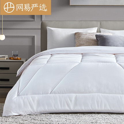 网易严选 被子 家纺 床上用品 A类抗菌四季蓬蓬被空调被双人大豆纤维被春秋被白色*150*200cm 整被1580g