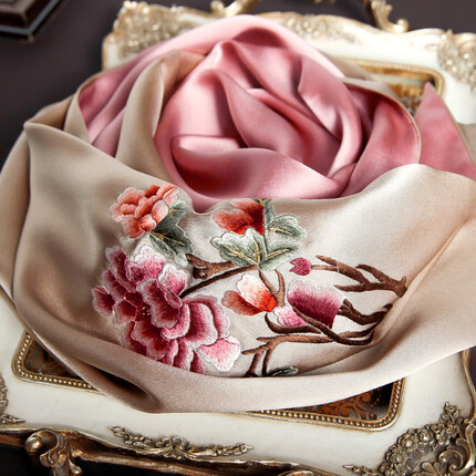 杭丝路苏绣丝巾真丝女妈妈生日母亲节礼物桑蚕丝围巾礼盒苏绣牡丹香槟粉