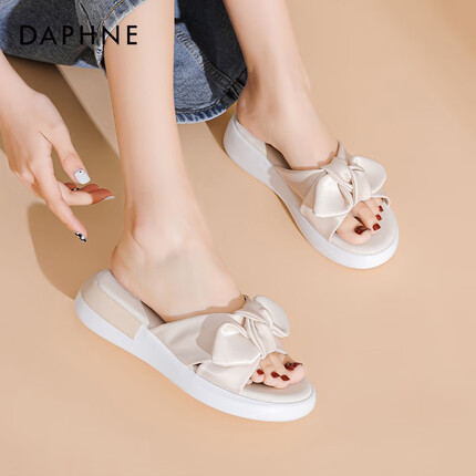 达芙妮（DAPHNE）一字拖鞋女夏外穿2023年新款蝴蝶结厚底休闲沙滩鞋凉拖鞋女 香槟色 35