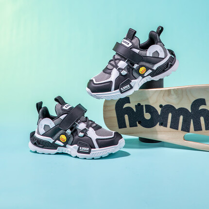 B.Duck小黄鸭童鞋男童运动鞋中大童轻便舒适儿童透气跑鞋5017黑白35