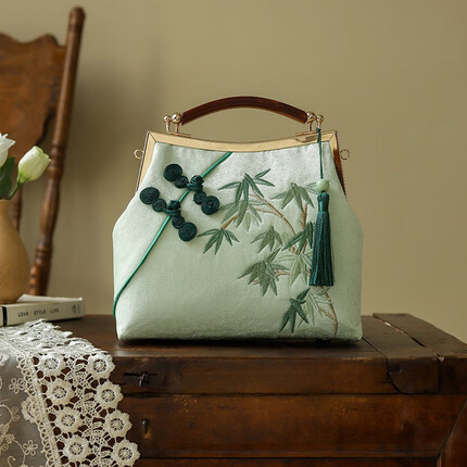 雪爱袋鼠包怎么样啊？雪爱袋鼠包和维麦威尔包哪个品牌好一点？