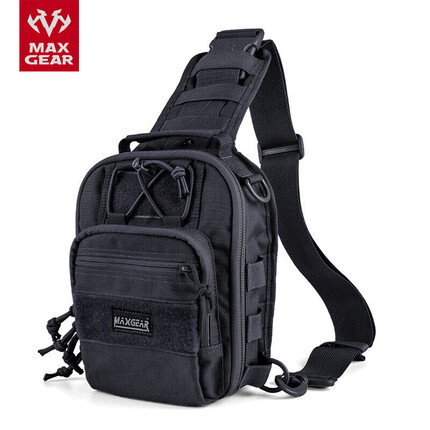 MAXGEAR马盖先印鱼战术胸包男 户外尼龙运动骑行军迷彩多功能胸挂时尚包 黑色