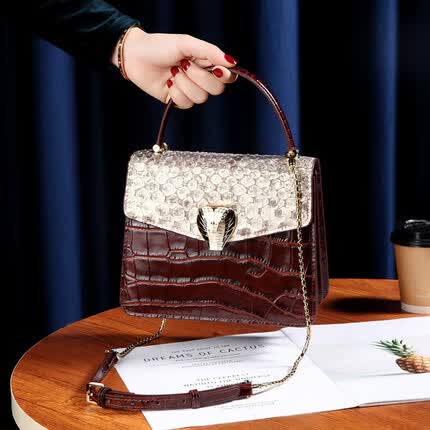 丝芙伦品牌高档蟒蛇皮手提小方包女大气2022秋冬新款真皮单肩斜挎小包名媛包 咖啡色 无规格
