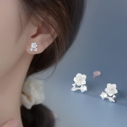 桑玛贝壳花朵银耳钉女小众时尚气质耳饰女士生日38女神节礼物送女友 贝壳花银耳钉