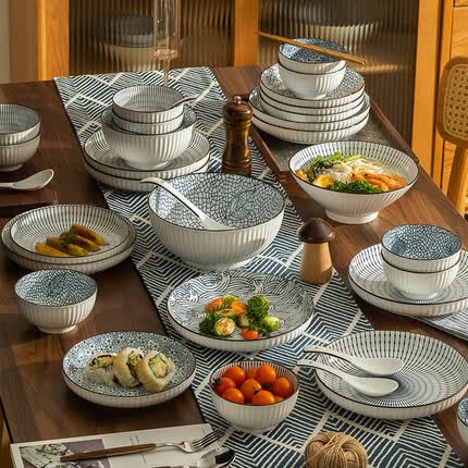 康陌（KANGMO） 康陌 浪潮碗碟套装家用日式陶瓷碗盘乔迁餐具微波炉洗碗机适用 8人食41件配汤碗【礼盒包装】