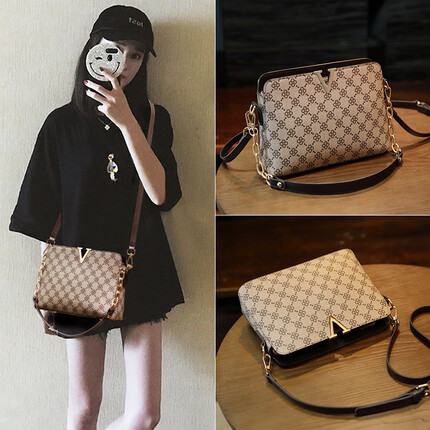 摩登密码女士包包新款包包斜挎包大容量单肩包女 浅灰色