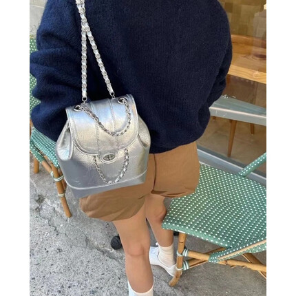 酷奇袋鼠（KUQIDAISHU）韩国小众迷你小香风链条双肩包女ins学生油蜡皮单肩包背包水桶包 银色