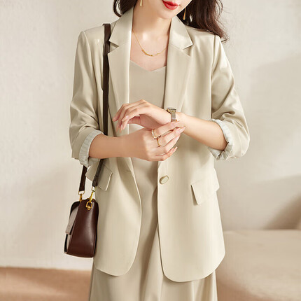 尚都比拉女装是什么档次的牌子？尚都比拉的衣服质量怎么样？