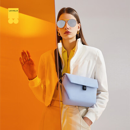 地平线8号百搭男女斜挎包潮流休闲大容量机能包  MOMENT系列单肩包 浅海蓝 LEVEL8