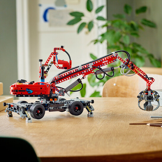 LEGO 乐高 Technic科技系列 42144 物料装卸机 赠圣诞老人30580+生肖虎年40491