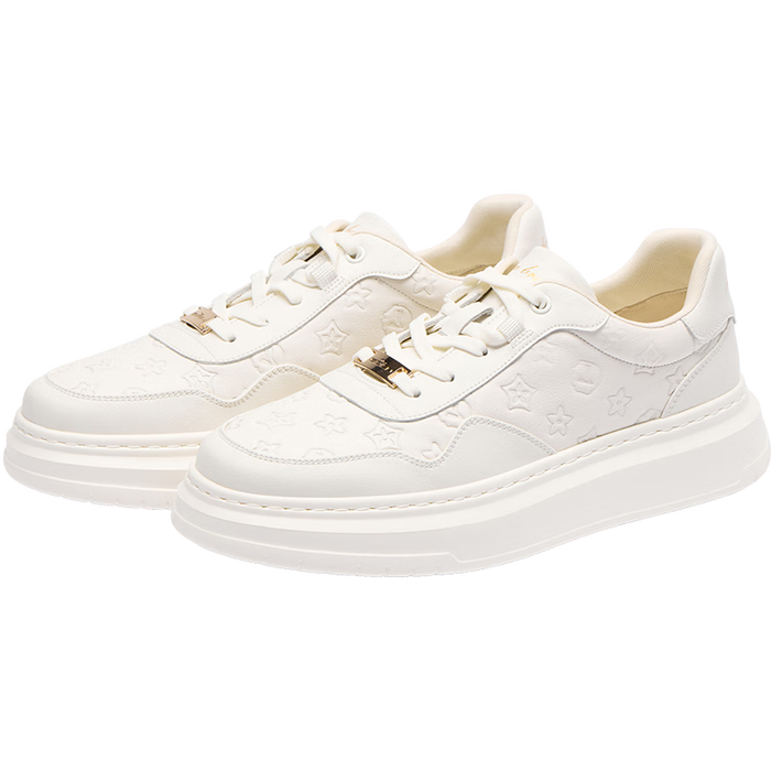 休闲鞋品牌排行前十名：这10款舒适时尚，轻松搭配各种场合