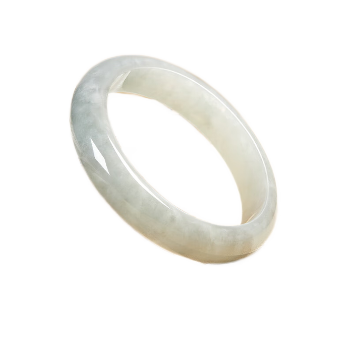 翡翠手镯哪款好？测评这8款，天然精品，佩戴舒适又增添气质