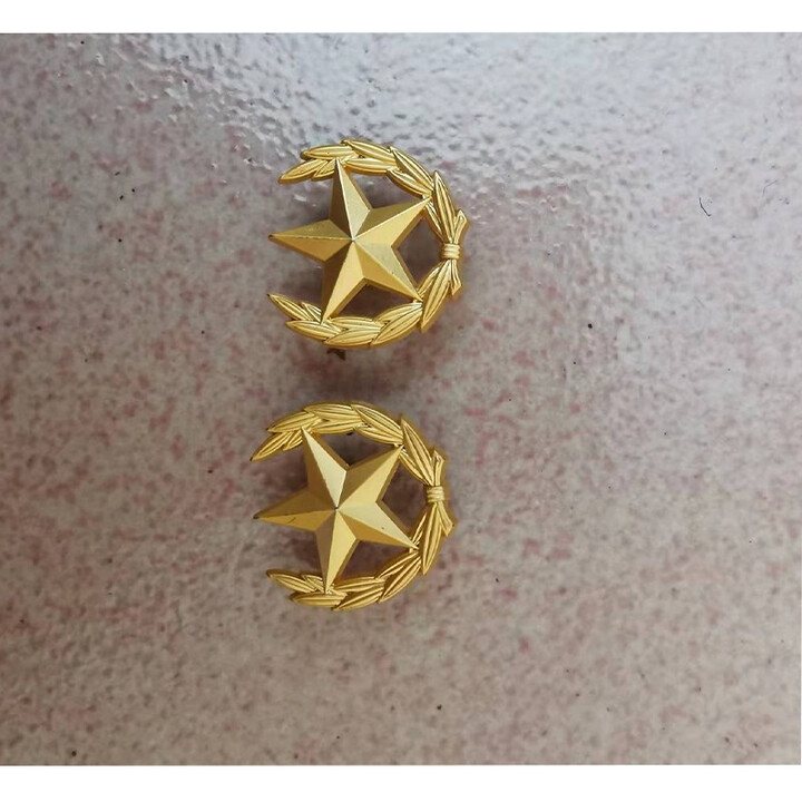 絮实 橄榄枝领花