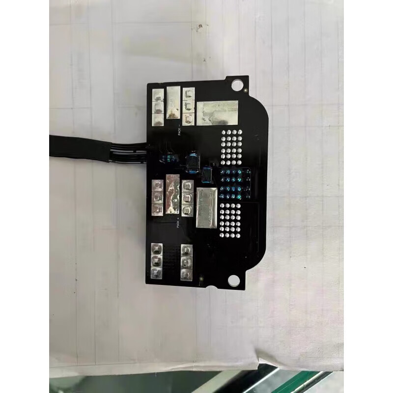 DJI大疆 经纬 Matrice 300 系列无人机 电池接口板组件