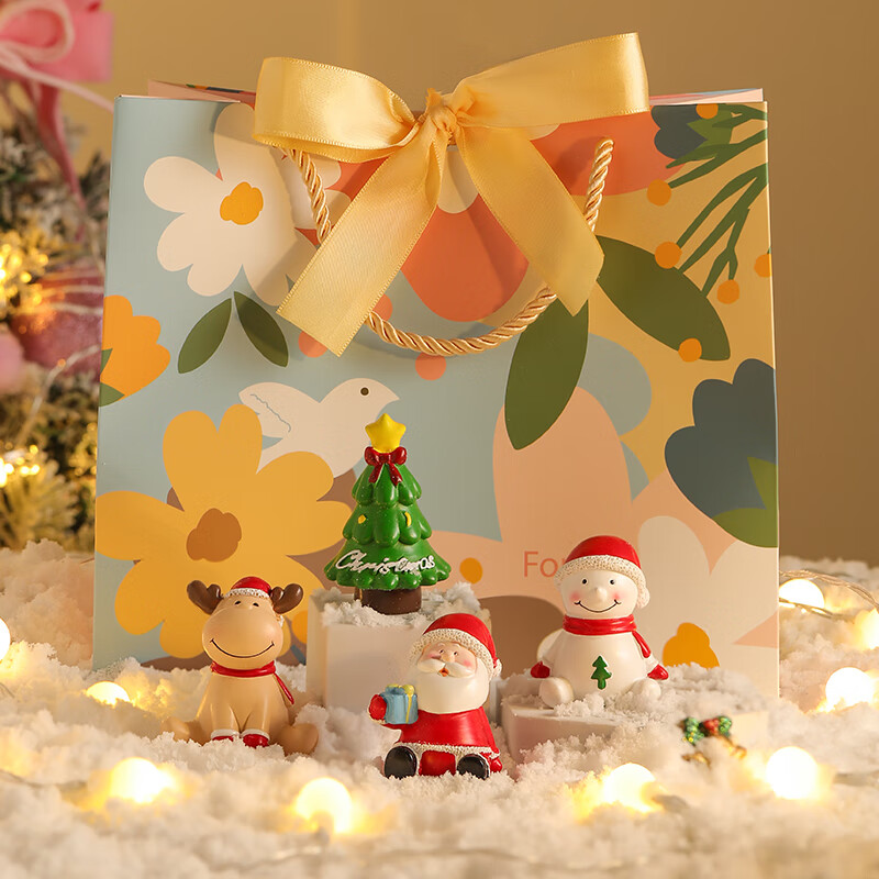 杞乐圣诞节礼物桌面小摆件送女生男友平安夜圣诞树老人汽车工艺品装饰 （精美礼袋）