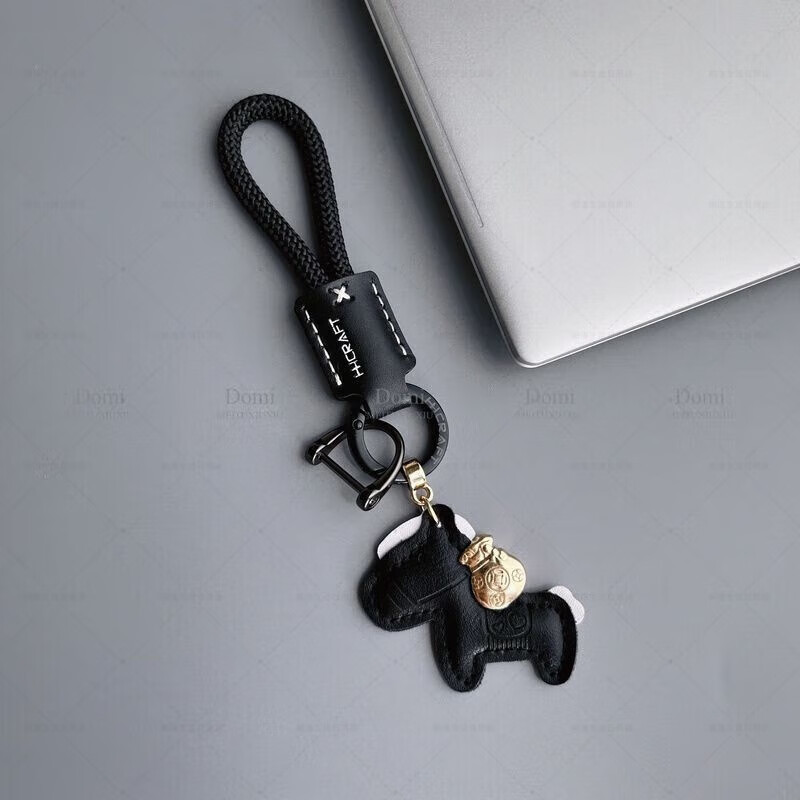 车钥匙挂件男士品马上有钱手工钥匙扣挂绳钥匙挂饰皮绳汽