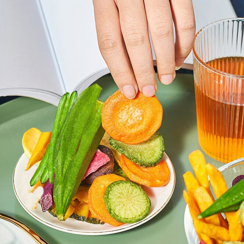 鲜记蜜饯果干水果干年货休闲零食办公室小吃童年蜜饯小吃 综合果酥脆500g大桶装