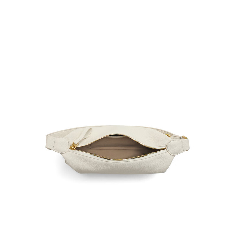 百丽包包女2023冬季新款简约软感新月包单肩斜挎腋下包X9220DX3预售 白色 F