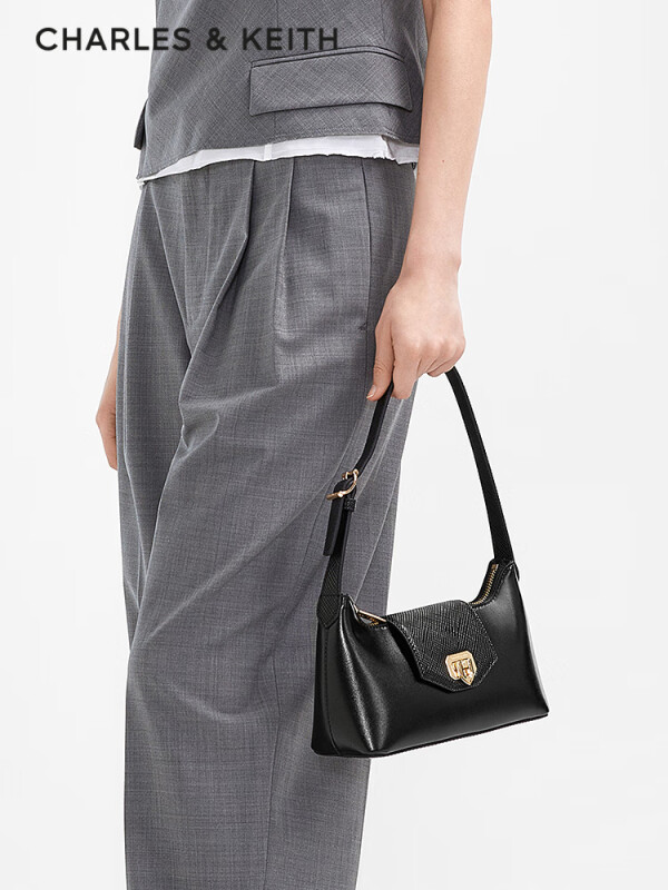 Charles ＆ Keith 小CK 翻盖手提法棍腋下包 Plus会员折后￥153.5