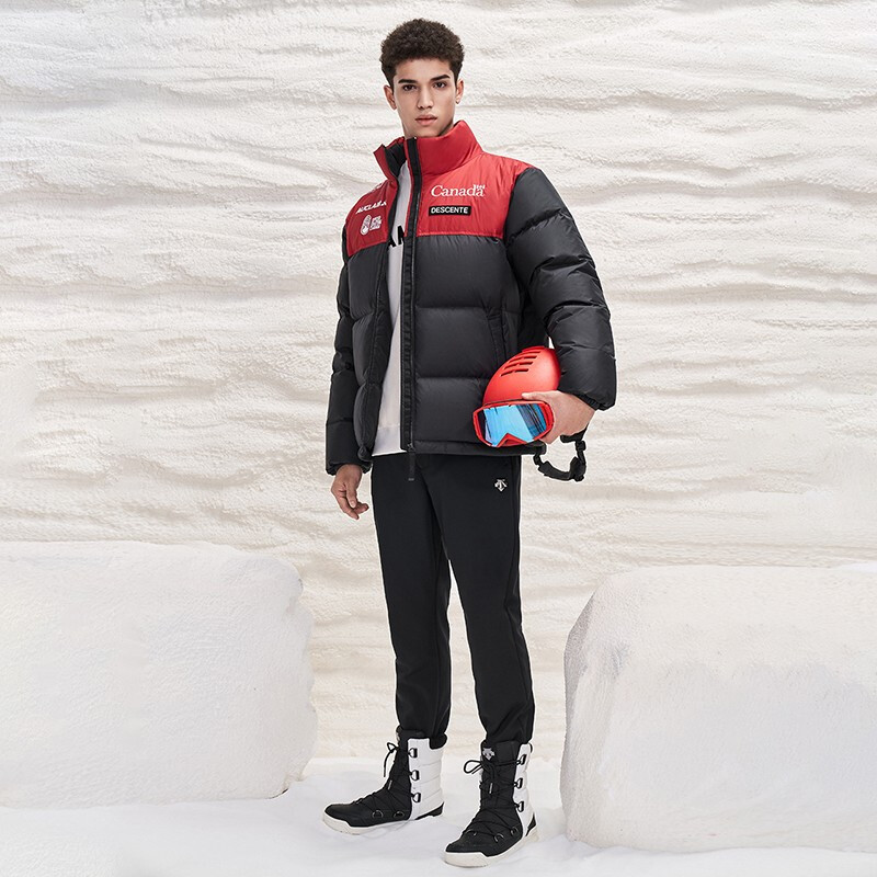 日本高端专业运动品牌 Descente 迪桑特 加拿大速滑队 男子短款立领保暖羽绒服 京东优惠券折后￥1870