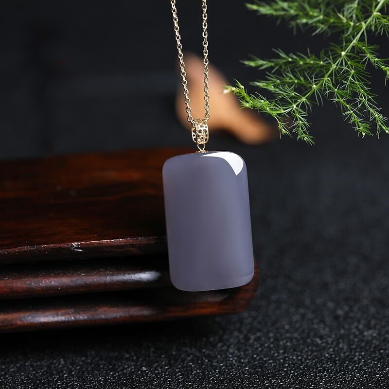 福潮 好看大气高端i和田玉烟紫吊坠18k铜钱扣头无事牌女款玉佩项链