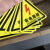 警示贴三角形安全标识牌当心触电贴纸警示牌标识牌 当心触电 5x5cm