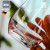 肖特圣维莎（SCHOTT ZWIESEL） 德国进口 无铅水晶玻璃水杯套装 茶杯果汁杯 热水开水杯套装 水滴385mlx6+不锈钢架