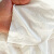 擦机布无尘布牛奶丝白色碎布擦机布白尾布头柔软墨清洁吸吸水 本品为牛奶丝布料，柔软吸水吸油不掉毛。需要标准裁剪