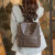 酷奇袋鼠（KUQIDAISHU）包包女2024新款时尚双肩包旅行大包复古印花双肩背包女大容量包 咖啡色