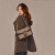 酷奇袋鼠（KUQIDAISHU）香港品牌女包包2022新款时尚经典百搭单肩斜挎包链 浅咖色