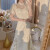 南月奚五一参加婚礼的女款服装国风白玉月光新中式改良白色旗袍女连衣裙 米白色 配饰3D立体提花面料 S