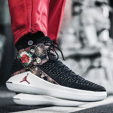 aj 32 mid
