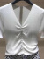 TSAM专柜女装短袖T恤女2024夏季新款修身冰丝V领抽绳收腰系带针织衫 白色 2/S