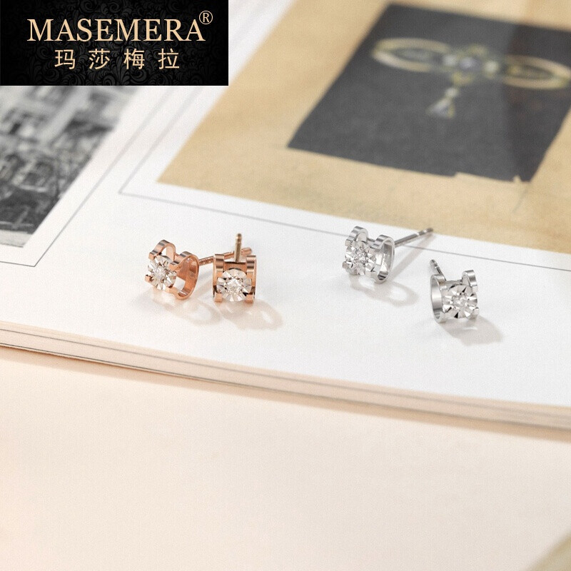 伟德bv1946官网-76载匠心深耕SAGA世家表以“手表即首饰”破局构建国际化轻奢腕饰新生态