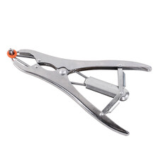 山力畜牧（SHANLIXUMU） 小猪去势圈 猪用断尾圈 无血去势 猪牛羊用去势圈 去尾圈 断尾圈 扩张钳1把+去势圈100个