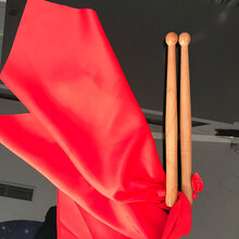 枣木腰鼓鼓棒带红绸方巾一对（长度26厘米） 深色带布