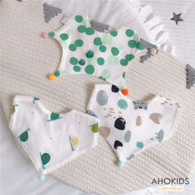 婴儿围嘴纯棉宝宝口水巾防吐奶吸水360度可旋转围兜薄款可爱造型 绿点+猫咪+蜗牛