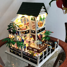 兼容乐高积木女孩系列别墅积木益智拼装玩具模型女孩子18岁以上12生日礼物 浪漫别墅-灯光版（1500片）