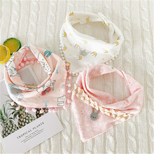 女宝宝三角口水巾棉婴幼儿童围嘴兜蕾丝花边双层按扣围巾韩版 粉粉白