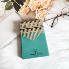 21音拇指琴卡林巴琴乐器初学者礼物kalimba手指钢琴17音便携木质 美松木青色比心单板+8