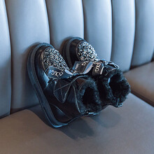 雪地靴雪地靴女童靴子雪地靴2020年新款秋冬季加绒加厚小女孩短靴儿童马丁棉鞋 黑色 26