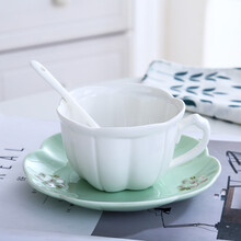 莲泽家用陶瓷咖啡杯水具套装创意浮雕耐热凉水壶糖罐奶壶水杯5件套办公送礼 【草绿】1杯+1碟+勺子