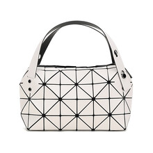 bao bao issey miyake 2021春夏款 奢侈品 女士pvc手提包白色 bb16 ag