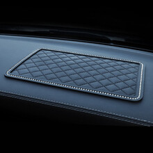 越野兵 汽车车载手机防滑垫大号 汽车用品仪表台置物垫防滑垫 多用途硅胶防滑垫 大号镶钻款