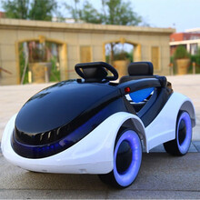 儿童电动车四轮跑车女宝宝1/2/4岁充电玩具车男孩遥控汽车可坐人 白色+皮座+双电双驱+遥控+摇摆+七彩闪光轮