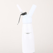 ‼️‼️奶油发泡器弹不锈钢奶油枪发泡器 奶油枪 打奶器 咖啡裱花枪鲜奶油发泡冰激凌o 塑料头白色 0.5L