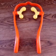 办公室肩颈按摩器仪颈椎 手动经络穴位按摩家用肩膀按摩球夹脖子今利事 橘色U型颈肩