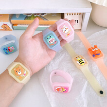 【拍1发2】植物精油硅胶手环闪烁发光手表 儿童驱蚊手环防蚊玩具 1只装 兔子